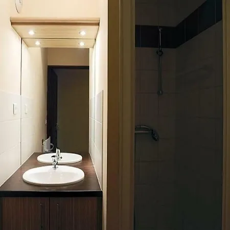 Serias 30 Apartment